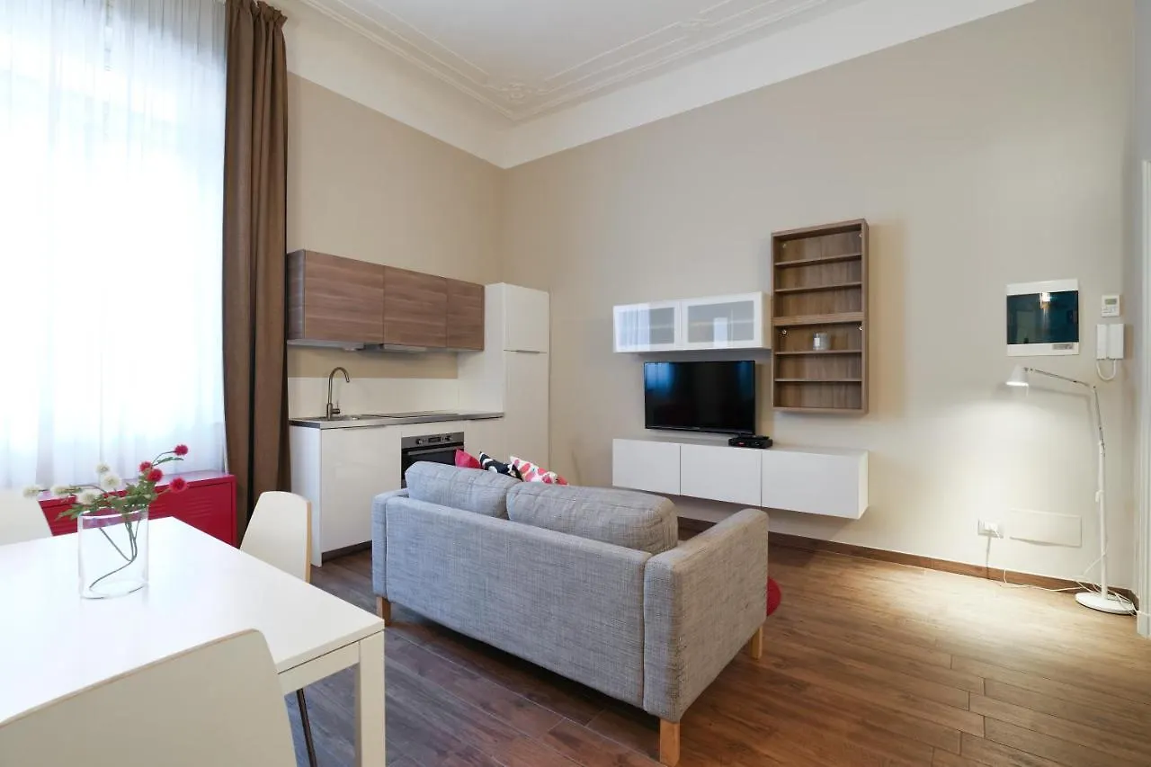 Contempora Apartments - Crocetta - Carmen Milan 0*,  Italy